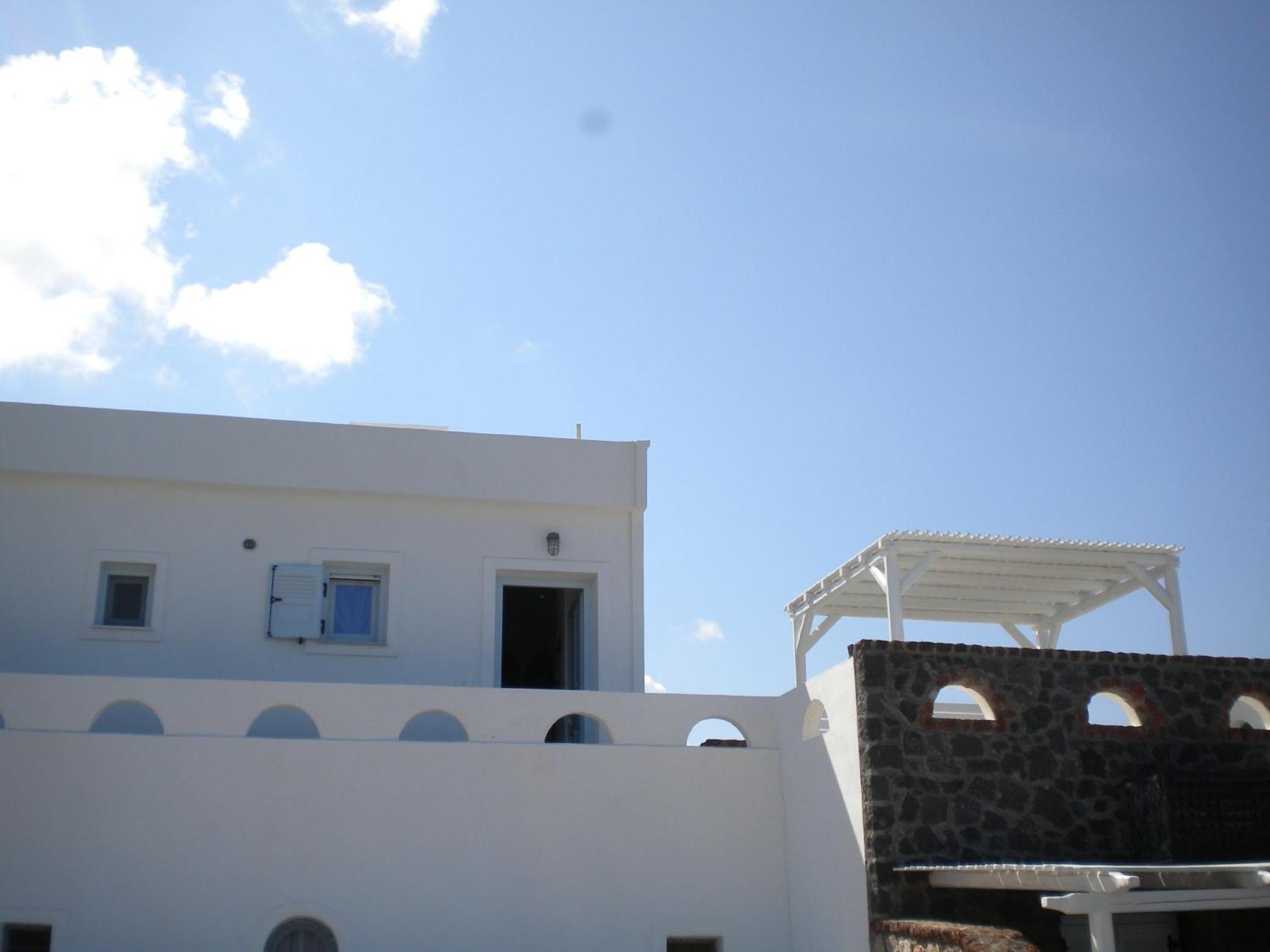 Starlight Luxury Seaside Villa & Suites Imerovigli  Esterno foto